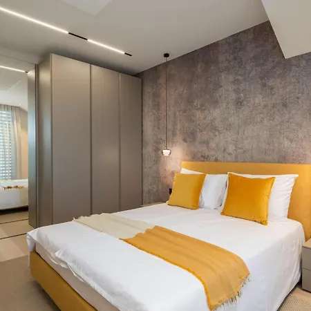 Stunning In With Wifi Apartment *